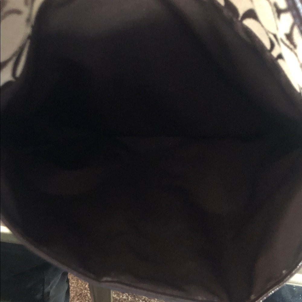 Coach signature Brown and Tan Shoulder Bag - Picture 4 of 8